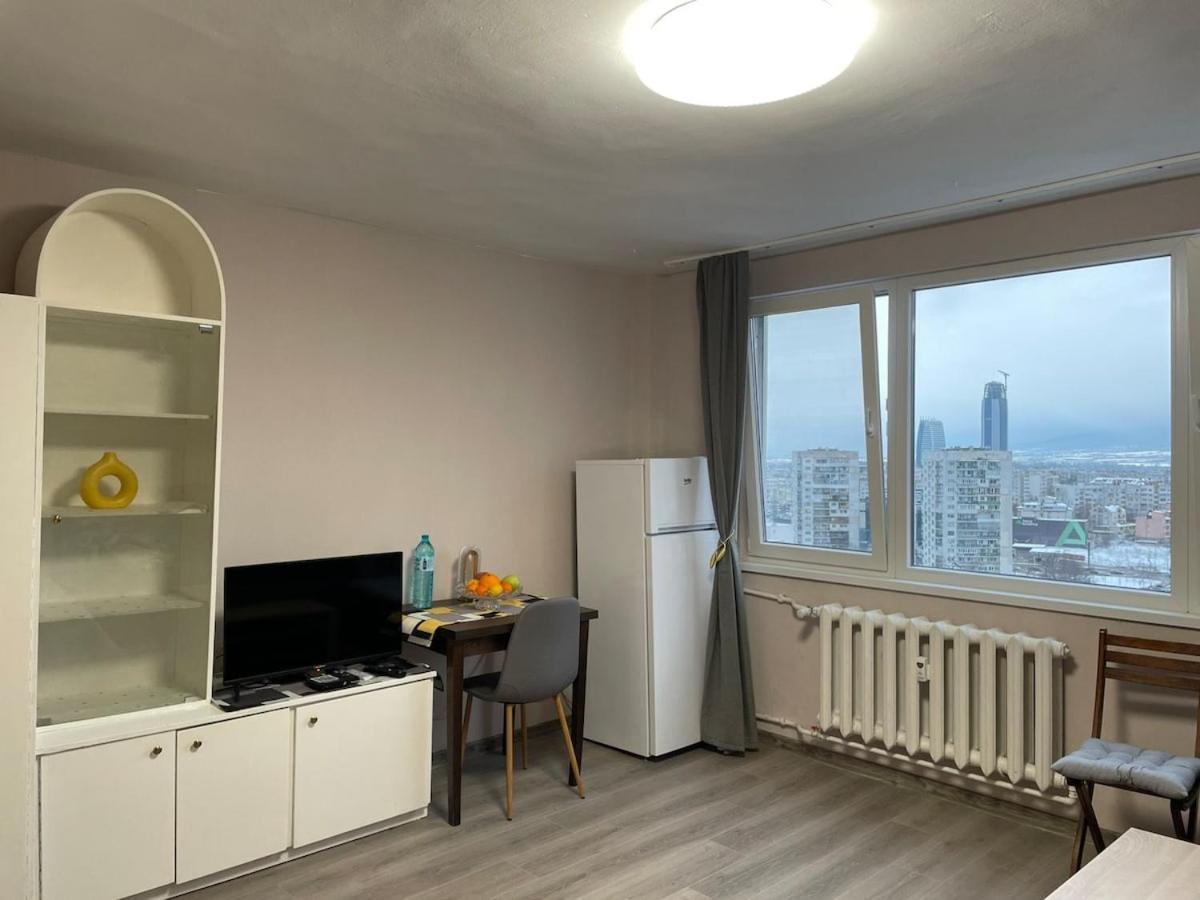 Magnolia View Apartment Sofia
